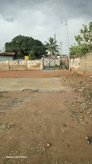 3 And Half Plot Of Land For Sale In Hastso. Sm
