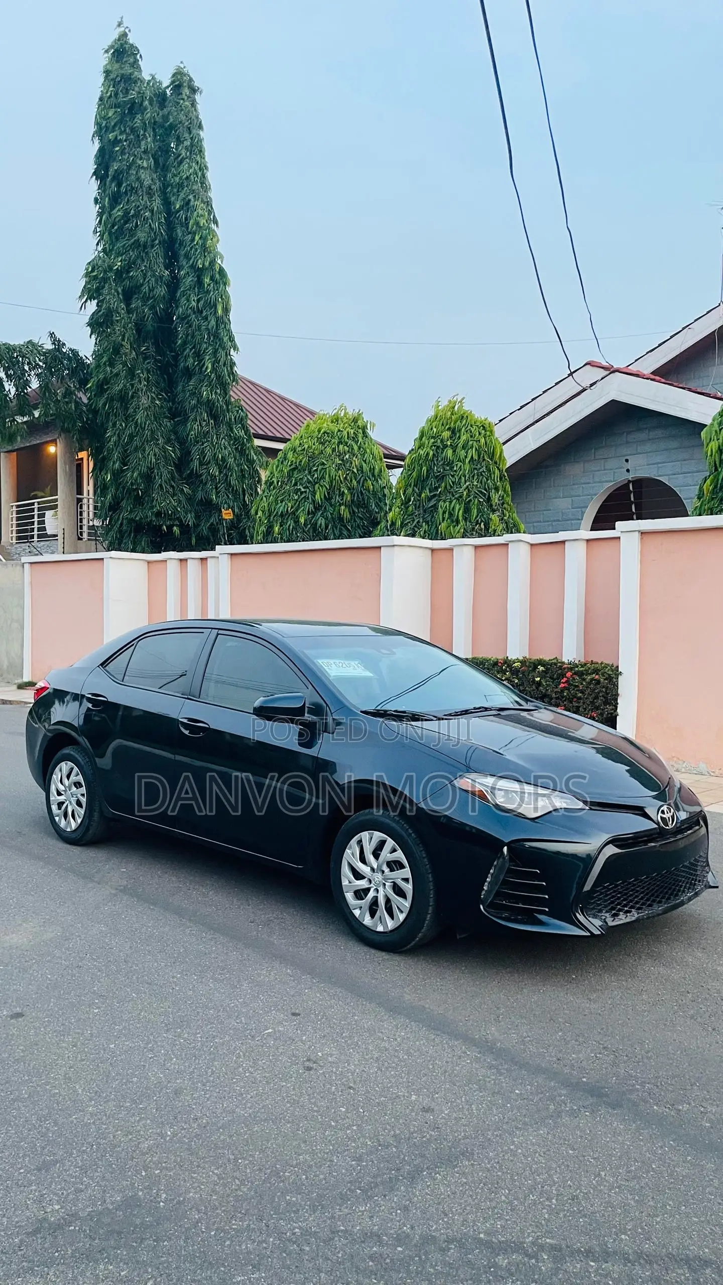 Toyota Corolla LE (1.8L 4cyl 2A) 2019 Black
