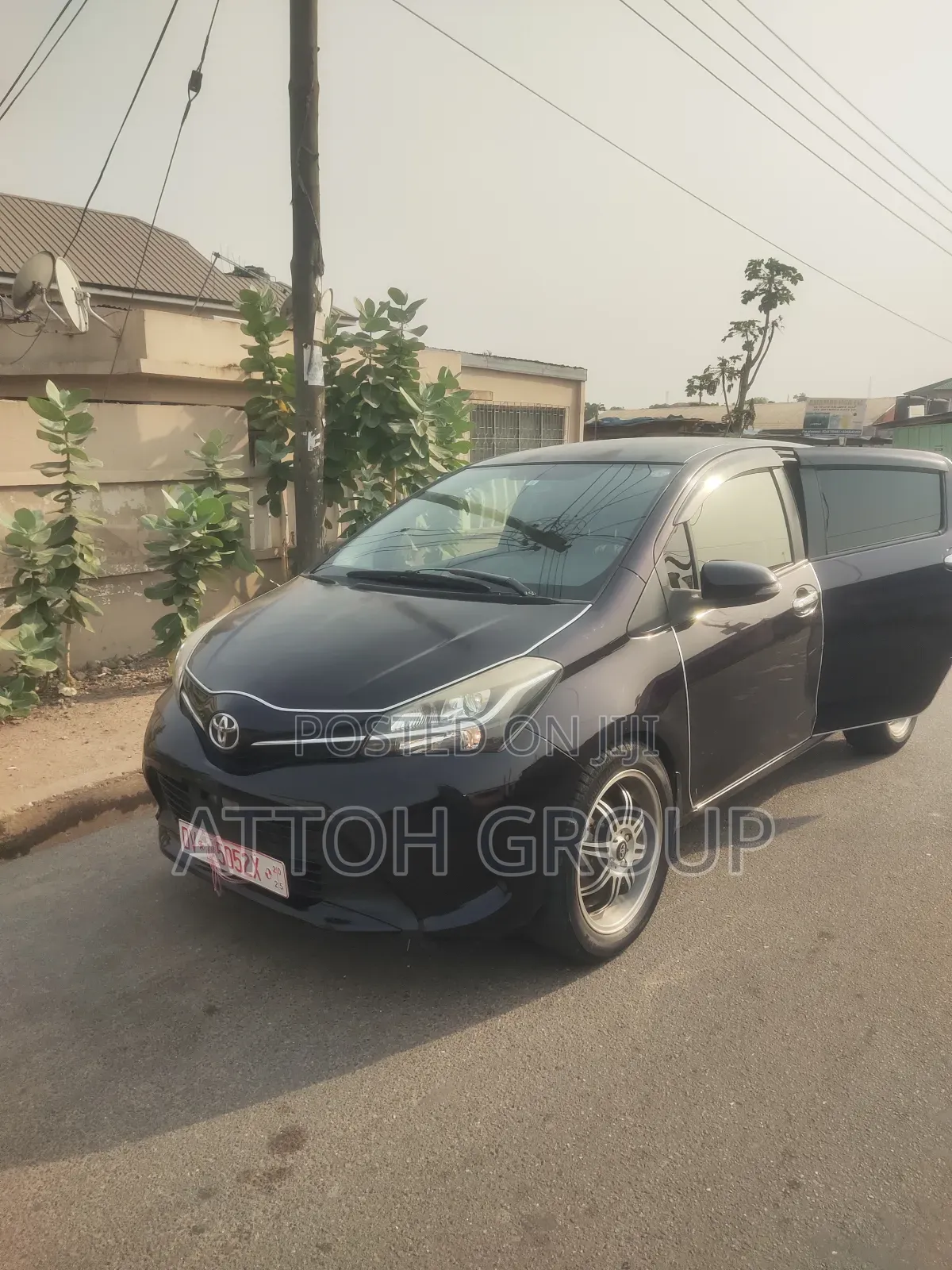 Toyota Vitz 1.3 FWD 5dr 2016 Black