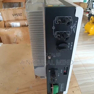Growatt 11000 Tl3-S Phase Solar Inverter+ Wifi GPS Dongles