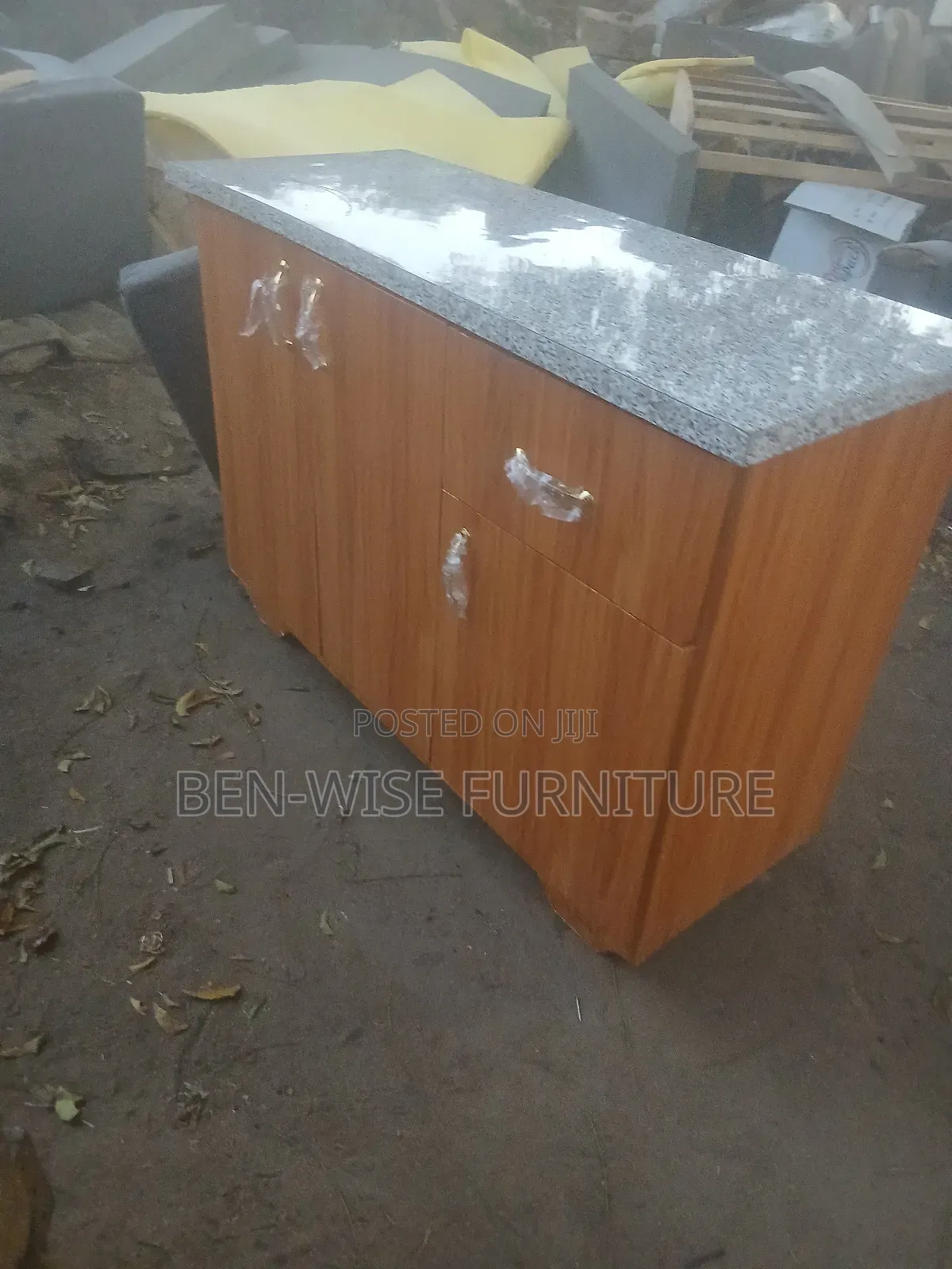 4 Ft Kitchen Cabinet
