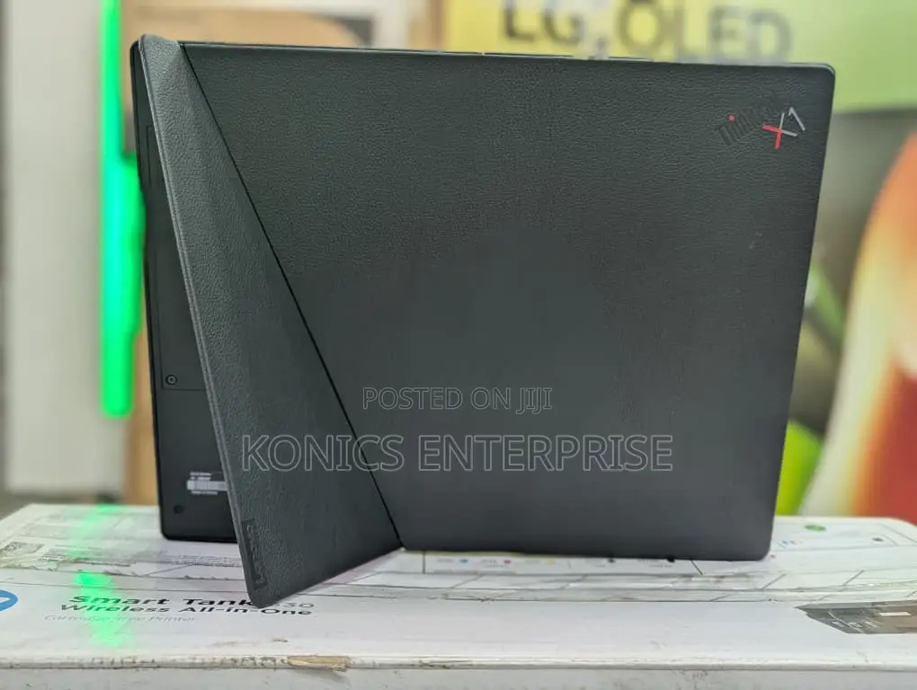New Laptop Lenovo ThinkPad X1 8GB Intel Core i5 SSD 256GB