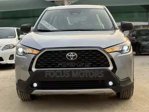 Toyota Corolla Cross 2024 Silver