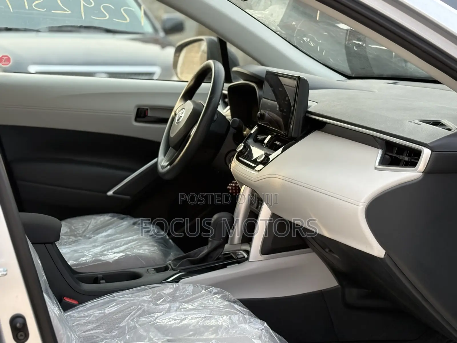 Toyota Corolla Cross 2024 Silver