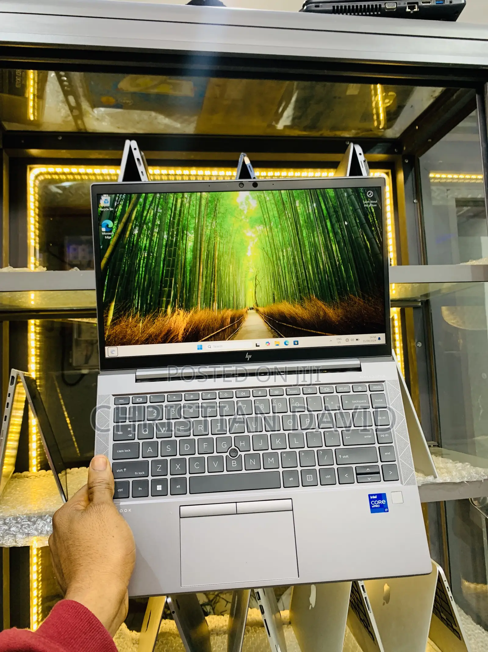 Laptop HP ZBook Firefly G8 16GB Intel Core I7 SSD 256GB