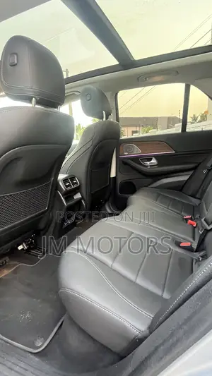 Mercedes-Benz GLE-Class GLE 350 4MATIC 2024 Silver