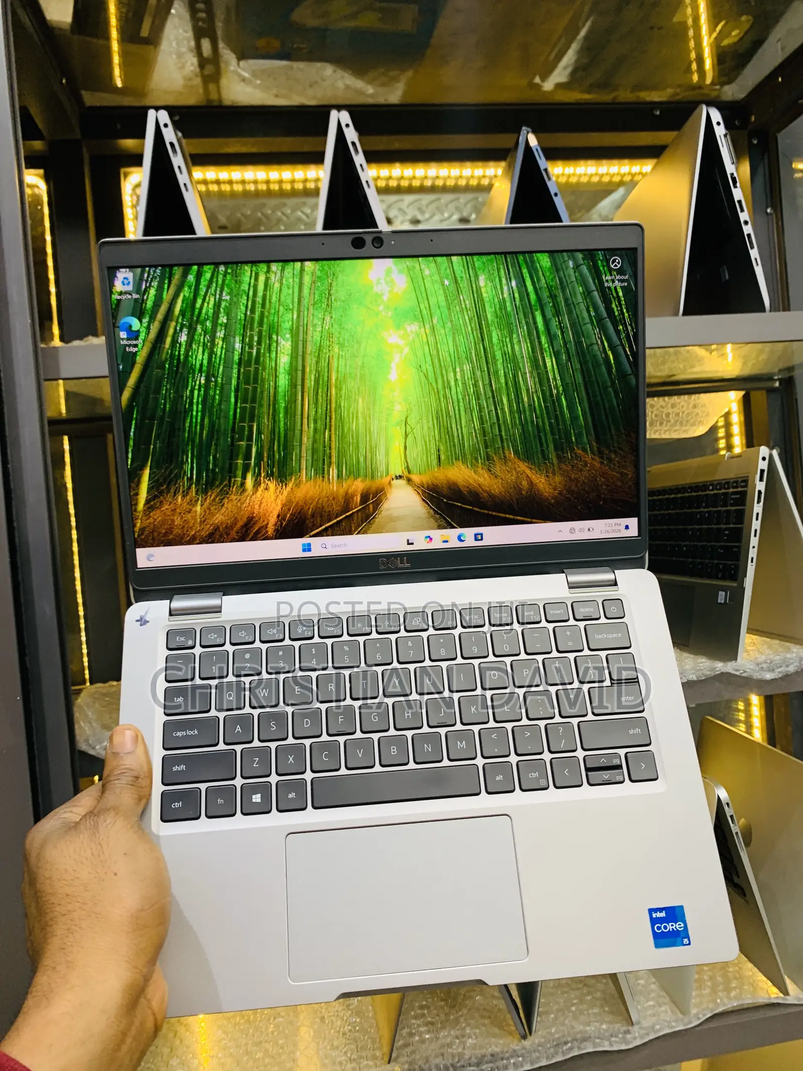 Laptop Dell Latitude 5320 16GB Intel Core I5 SSD 256GB