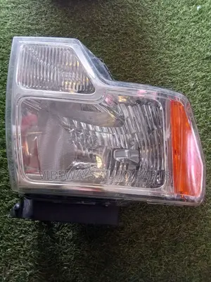 Ford F-150 2009-2014 Headlight Used