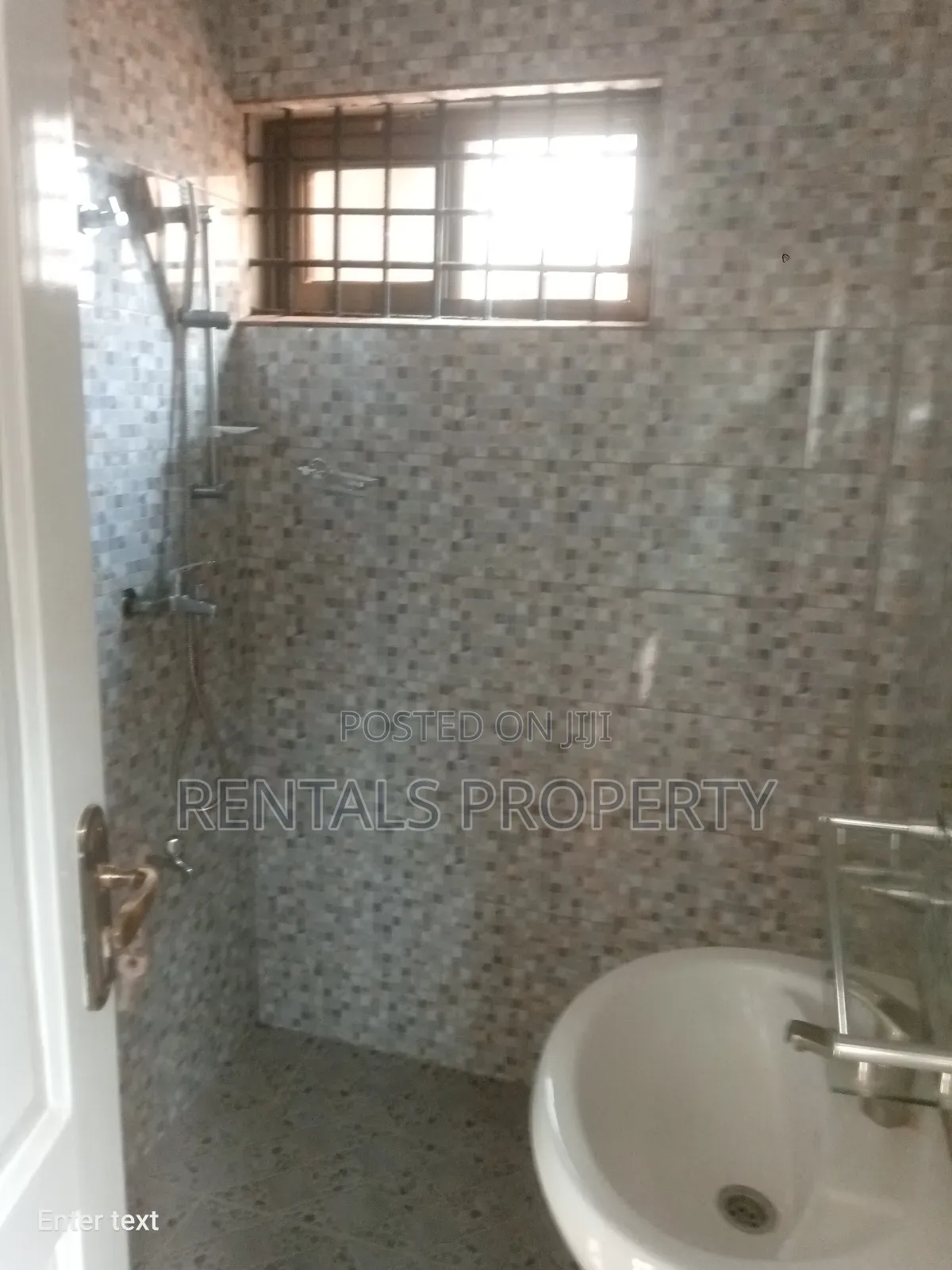 2bdrm Block of Flats in Frafraha for rent