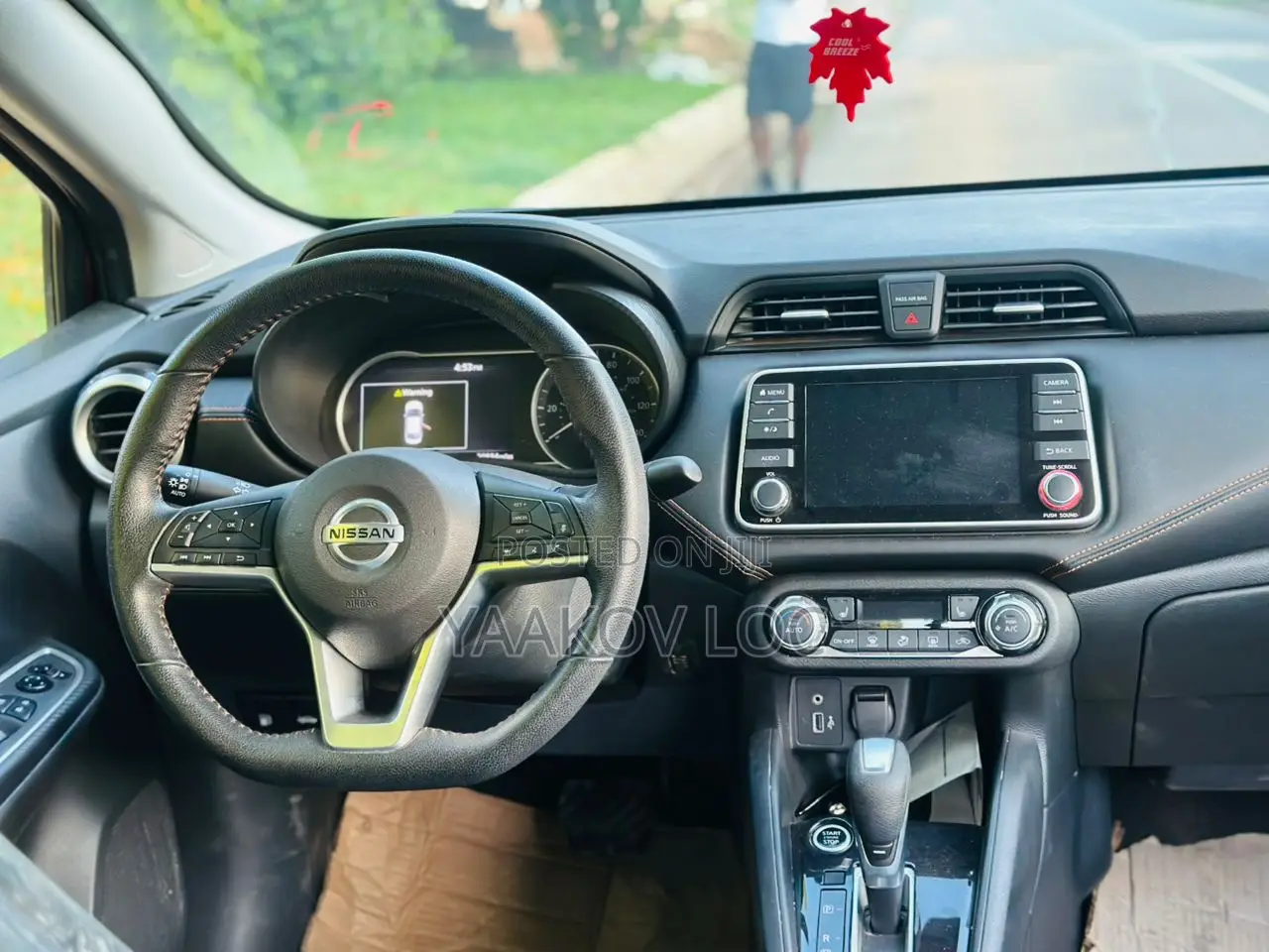 Nissan Versa SR 2022 Red