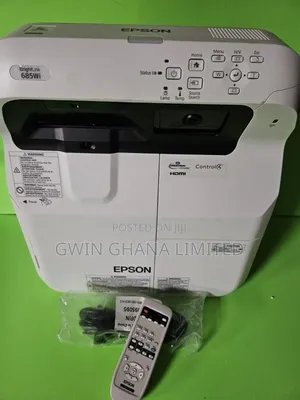 Epson Brightlink 680ultra Short-Throw 3500 Lumens. Remote Control