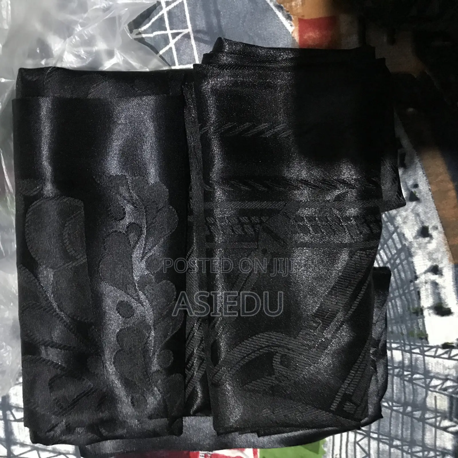 Wodasobo Duku Scarf