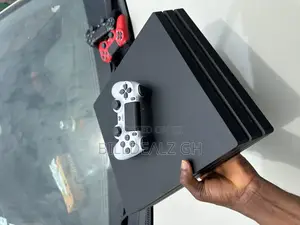 Neat Ps4 Pro 1 Terabyte Jailbreak With More Than 15 Games
