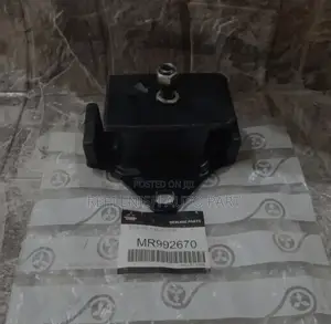 Engine Mount Seat for Mitsubishi L200, Pajero, Hardbody, Navara Etc