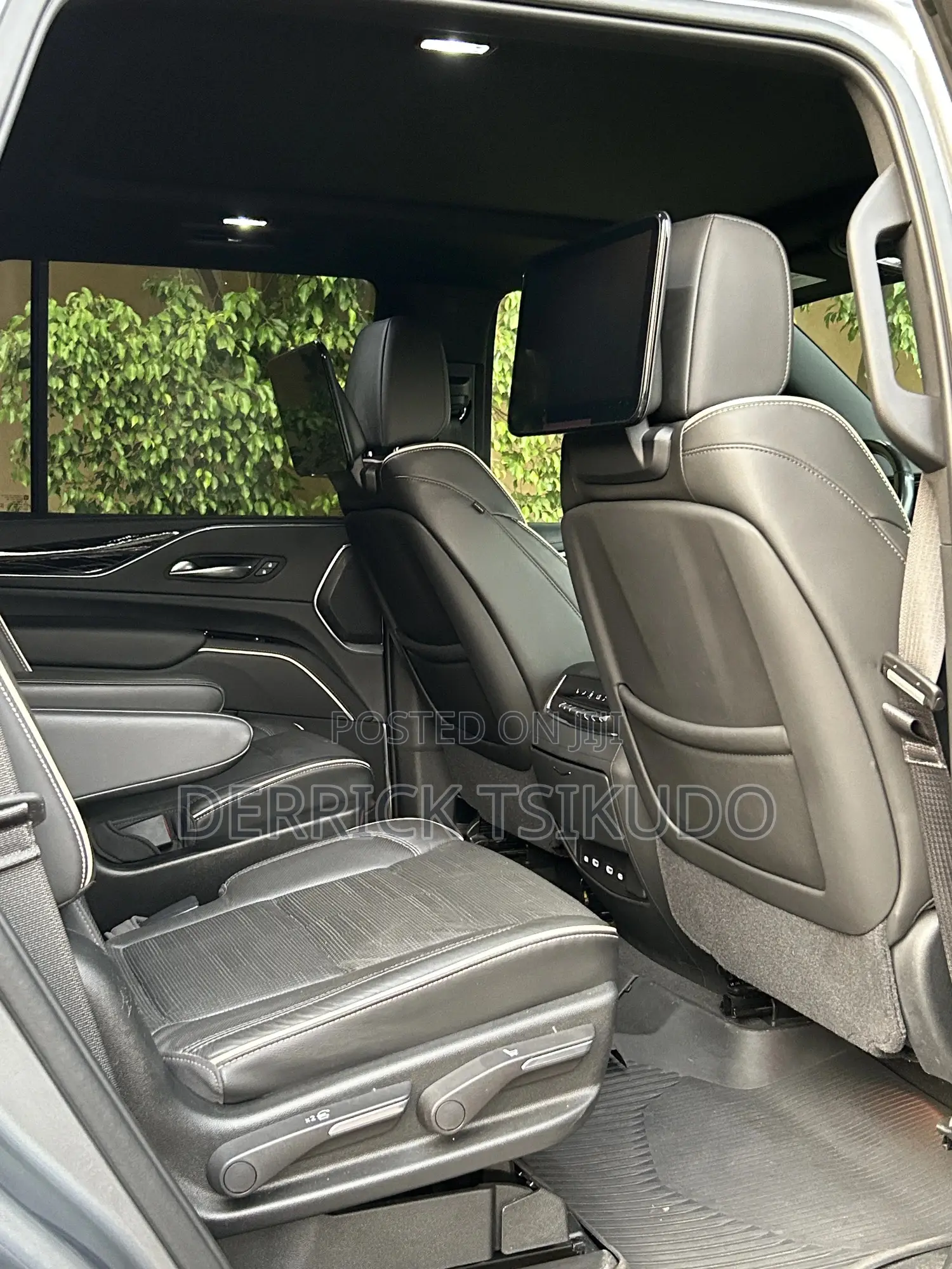 Cadillac Escalade 2022 Gray