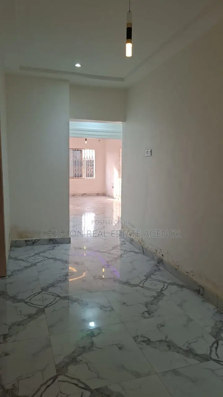 3bdrm House in Lamptey Mills Obom, Ngleshie Amanfro for rent