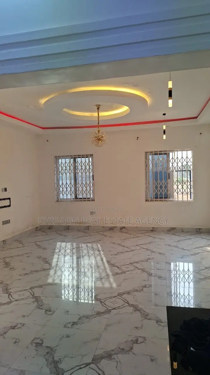 3bdrm House in Lamptey Mills Obom, Ngleshie Amanfro for rent