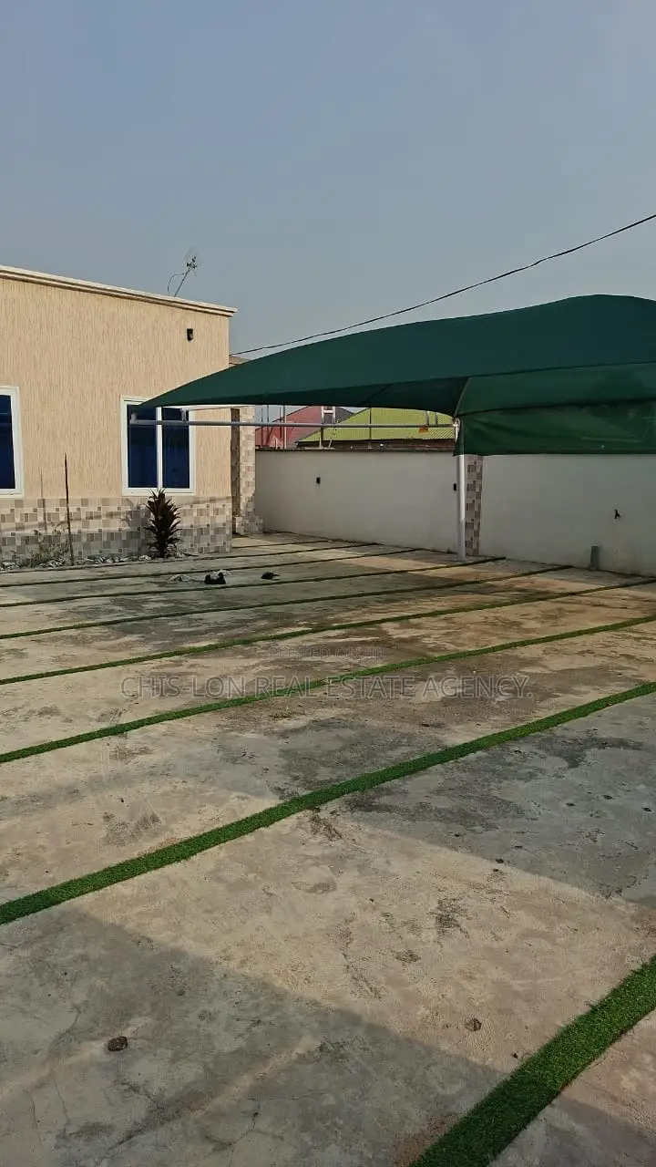 3bdrm House in Lamptey Mills Obom, Ngleshie Amanfro for rent