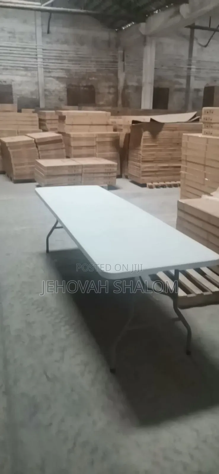 Table Ten Seater Available for Sale