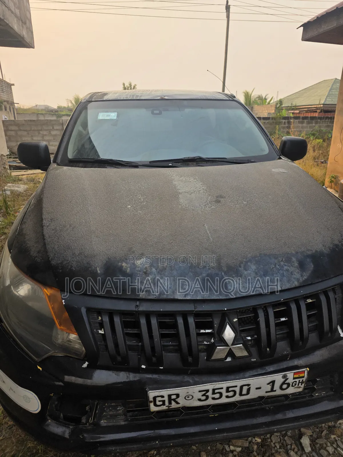 Mitsubishi L200 Double Cab 2.5 180hp 4WD 2015 Black