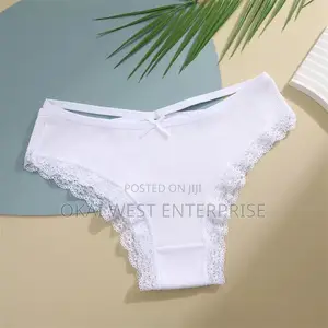 Charming Cotton Lace-Trimmed Low Waist Bikini: Effortless Elegance
