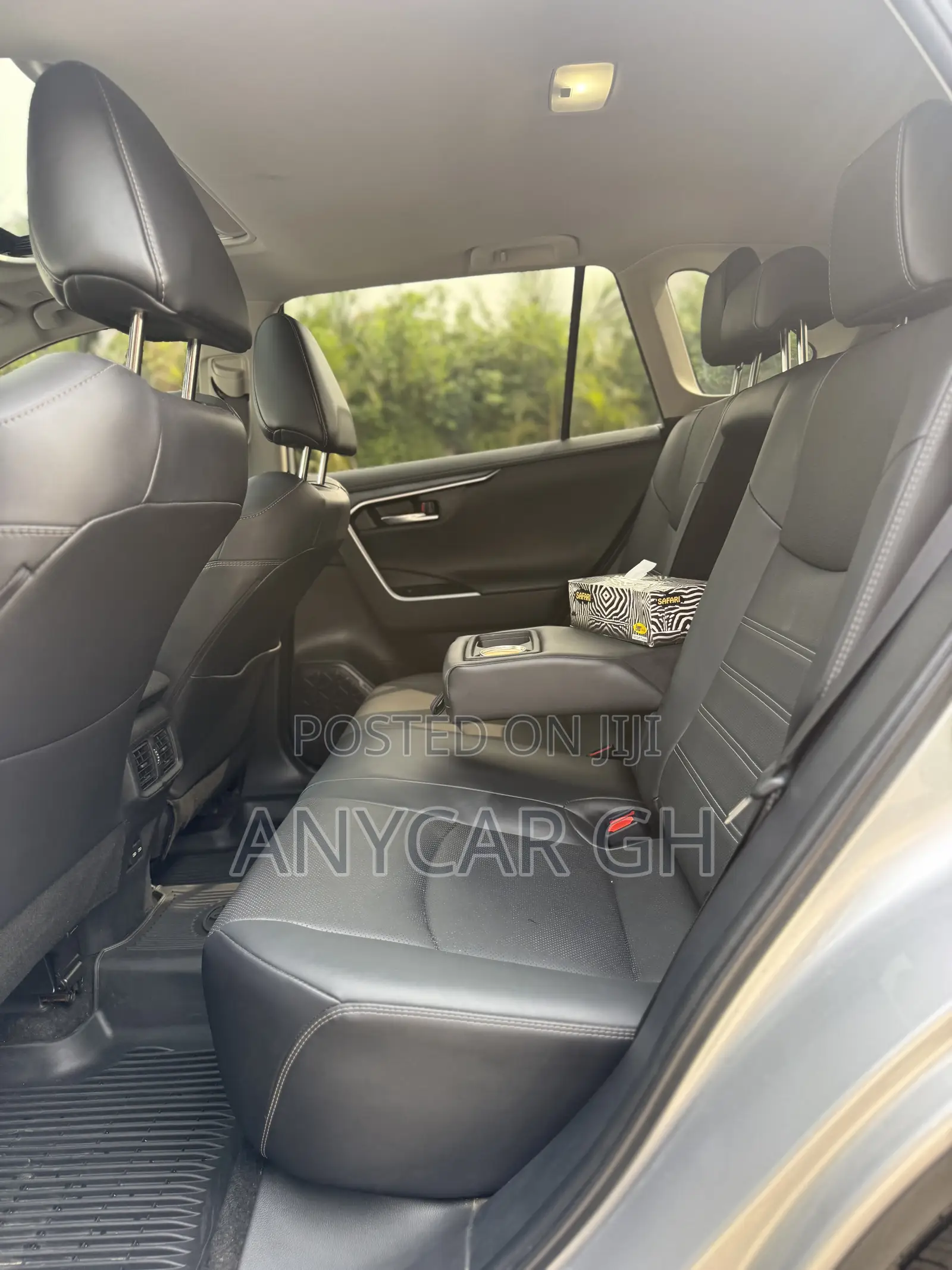 Toyota RAV4 Limited AWD 2024 Silver