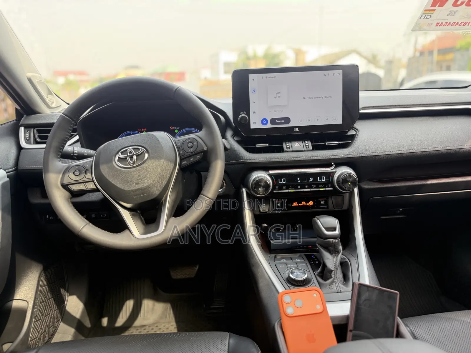 Toyota RAV4 Limited AWD 2024 Silver