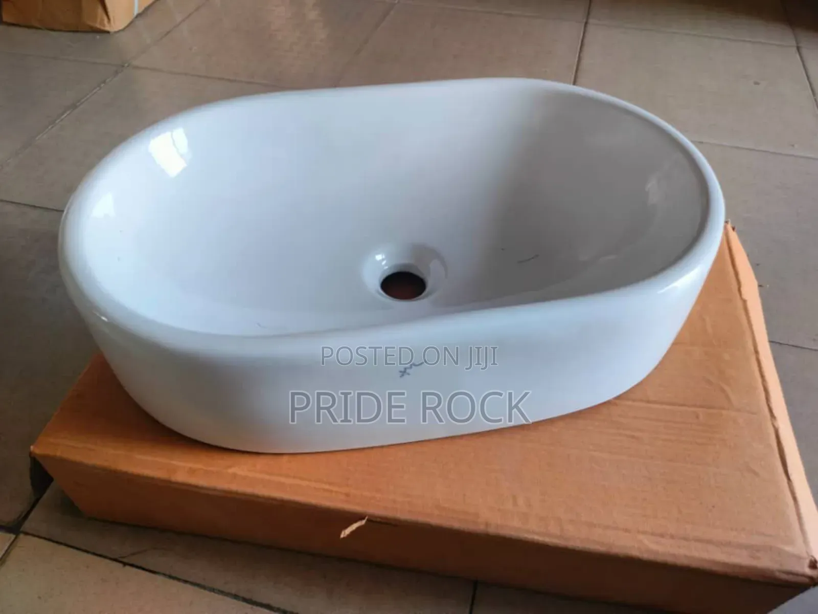 White Counter Top Basin, Pedicure Basin