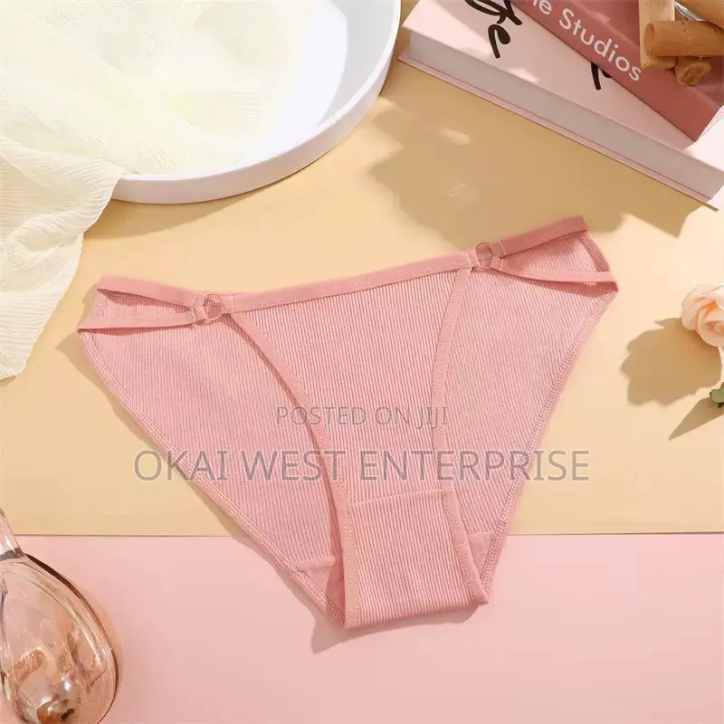 Elegant Ribbed Cotton Mid-waist Bikini Underwear For Women