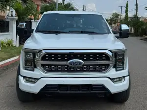 Ford F-150 LARIAT 2021 White