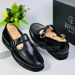Quality Sandals Shoe for Men in 40-45