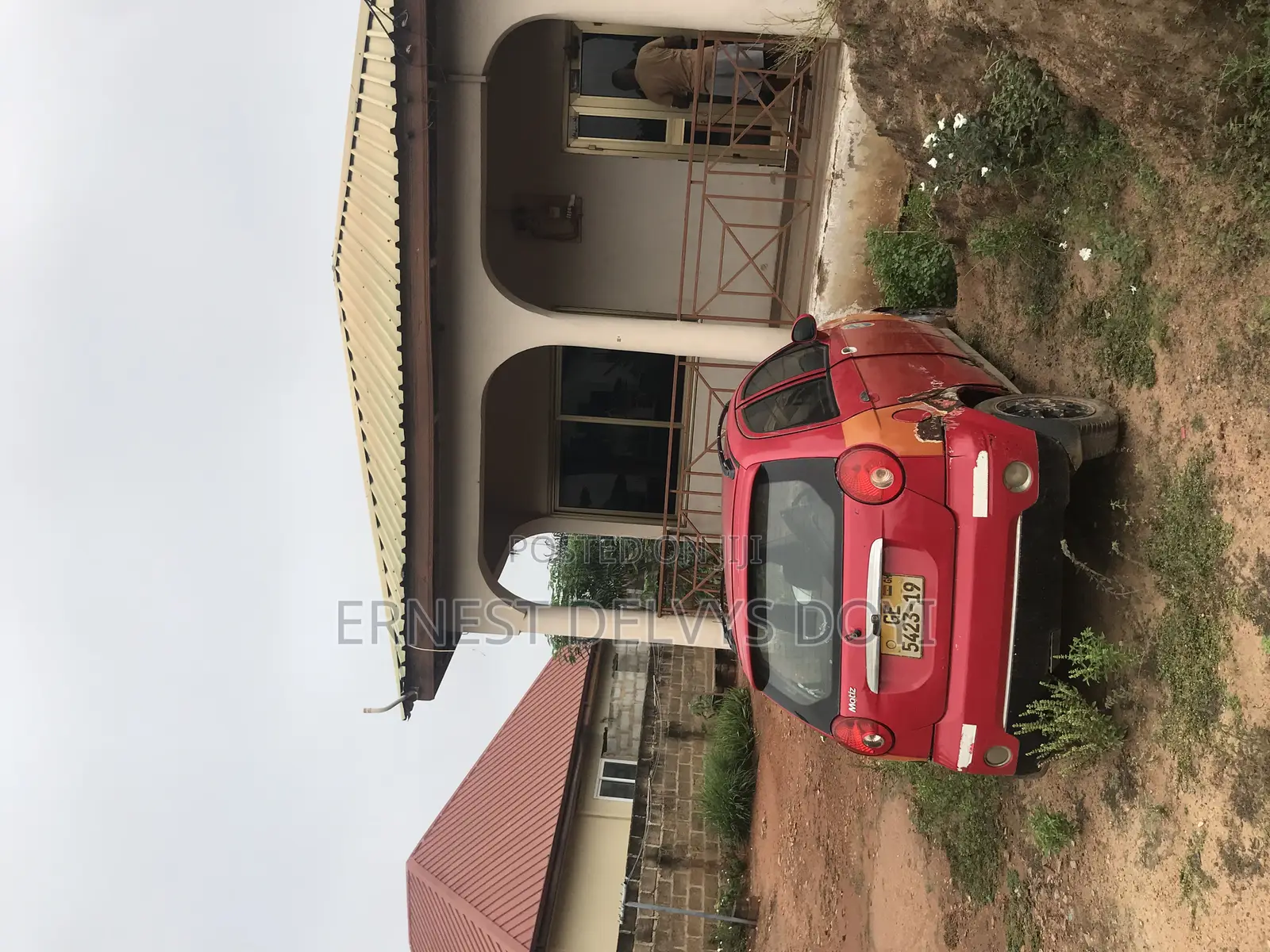 4bdrm House in Old Ashongman, Pure Water for sale