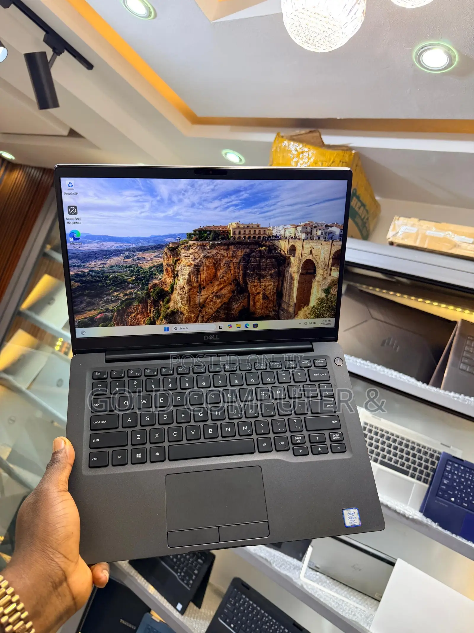 Laptop Dell Latitude 7400 16GB Intel Core I5 SSD 256GB