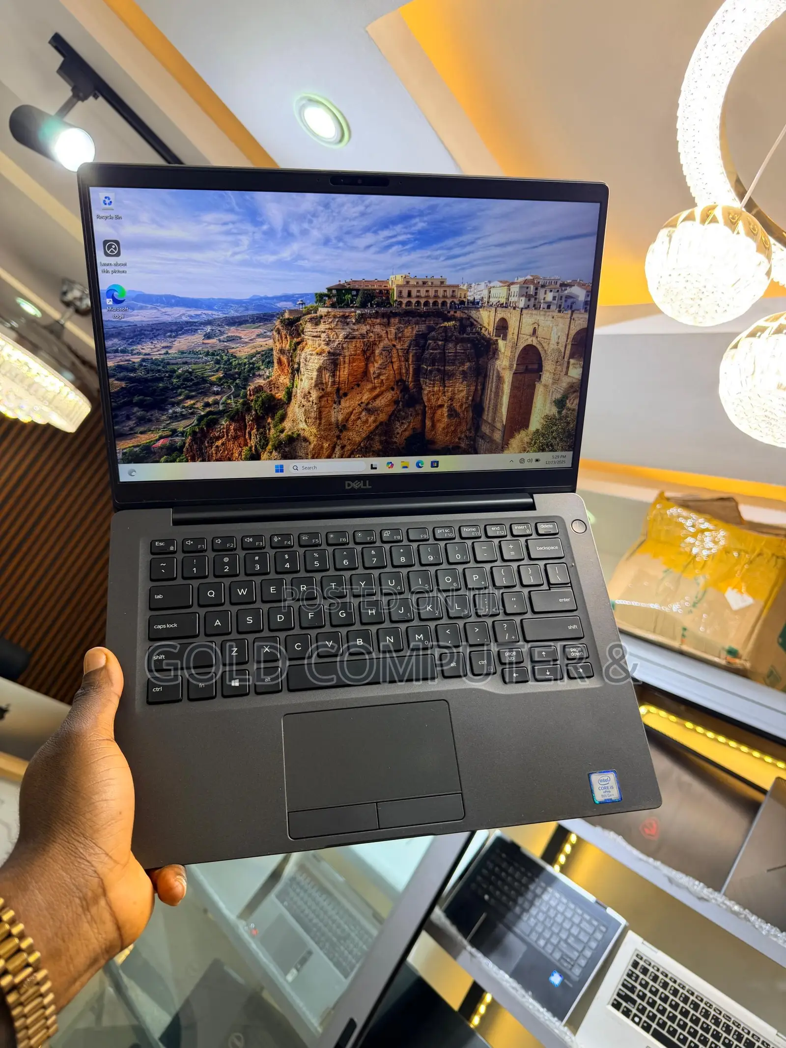 Laptop Dell Latitude 7400 16GB Intel Core I5 SSD 256GB