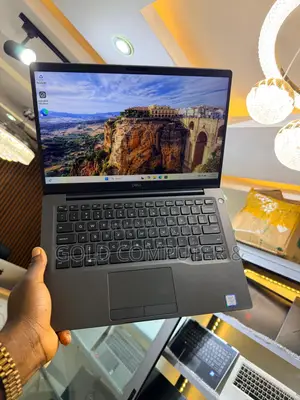 Laptop Dell Latitude 7400 16GB Intel Core I5 SSD 256GB