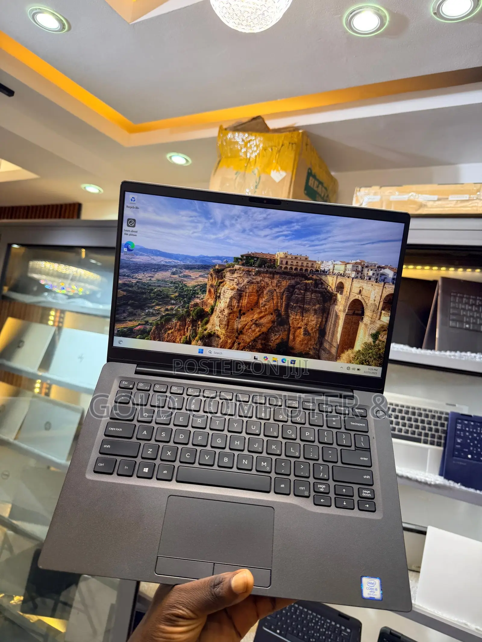Laptop Dell Latitude 7400 16GB Intel Core I5 SSD 256GB