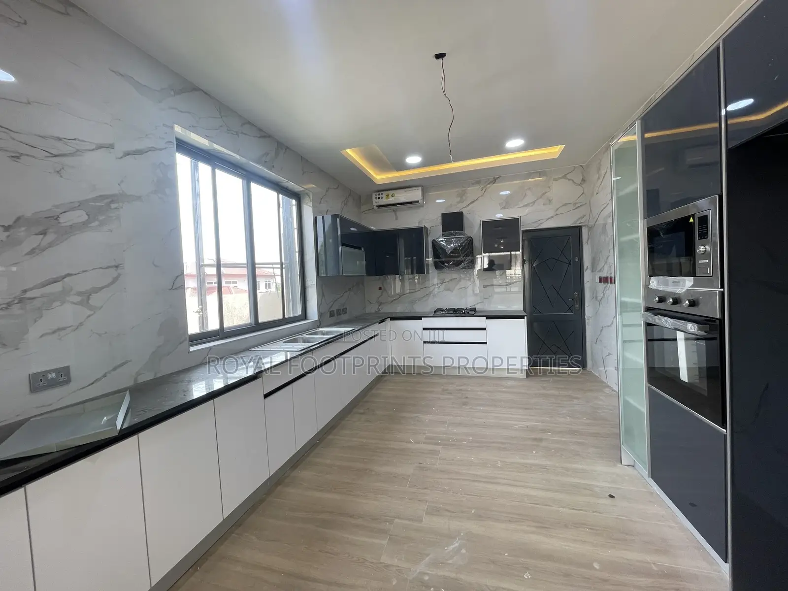 4bdrm House in Royal Footprints, East Legon for sale