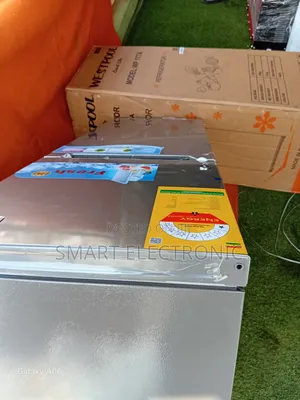 Westpool Wp177a Compact Refrigerator Westpool Refrigerator