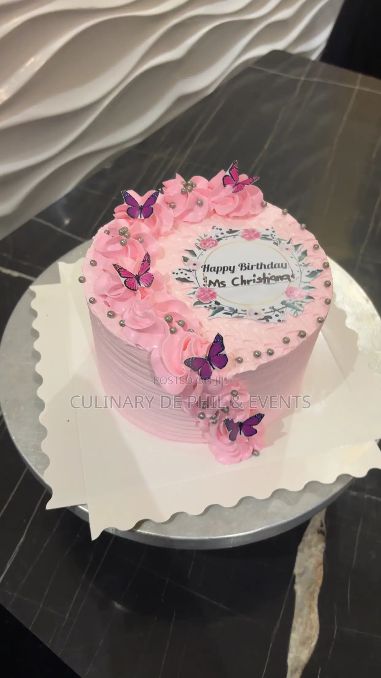 Medium Size Cake