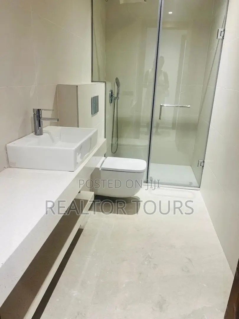 Furnished 3bdrm Apartment in Airport Residential Area for rent