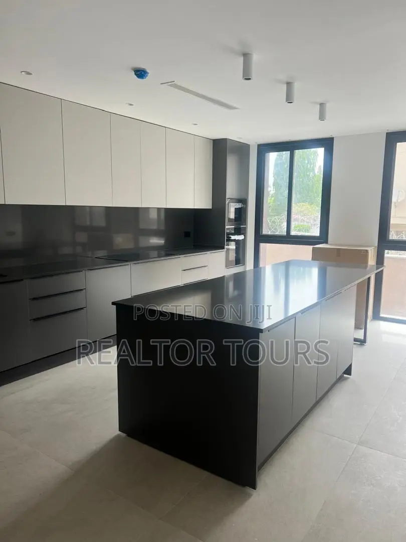 Furnished 3bdrm Apartment in Airport Residential Area for rent