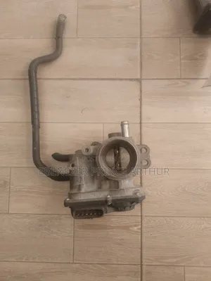 Toyota Vitz 4 Plugs Throttle