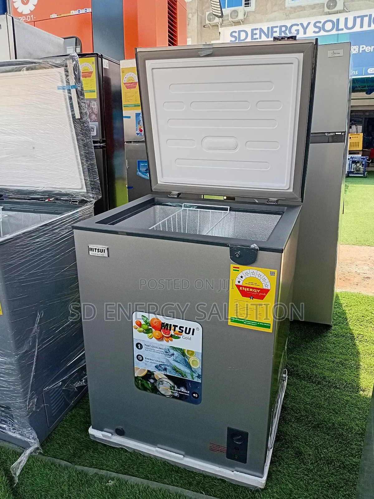 Mitsui 137l Icehold Freezer