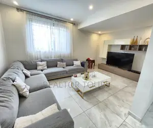 5bdrm House in Airport Residential Area for rent