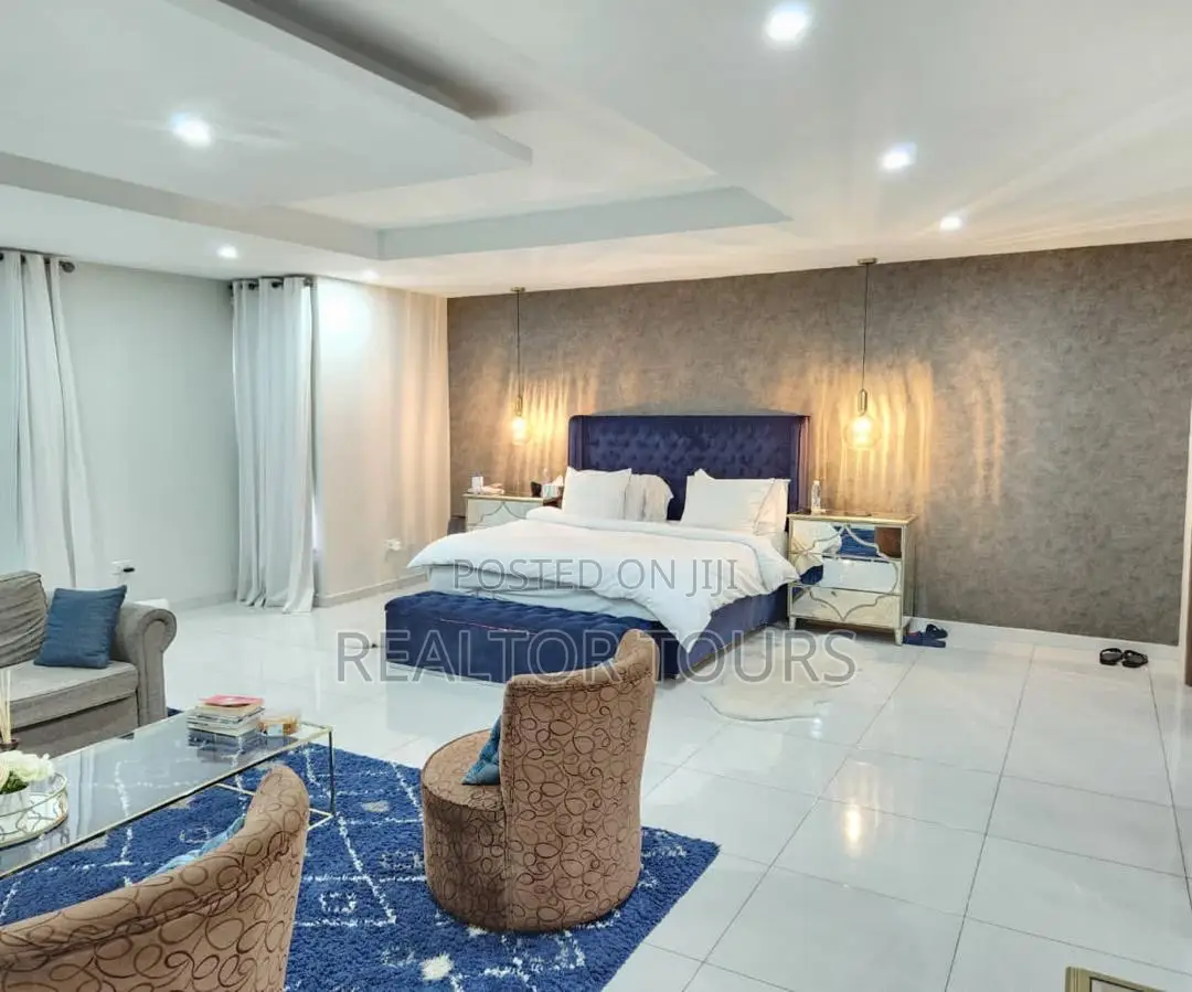 5bdrm House in Airport Residential Area for rent