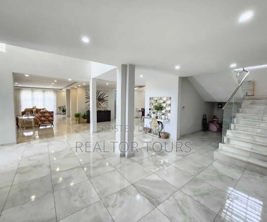 5bdrm House in Airport Residential Area for rent