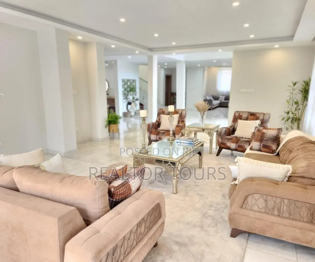 5bdrm House in Airport Residential Area for rent