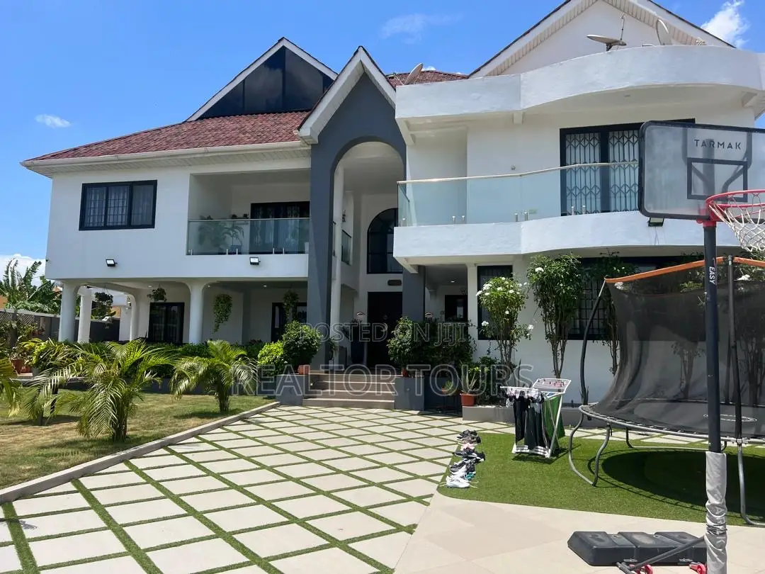5bdrm House in Airport Residential Area for rent