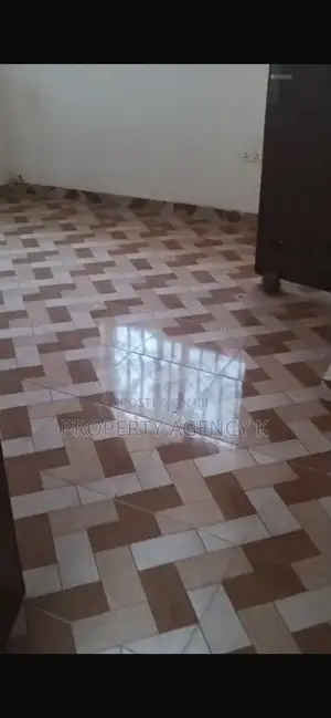 1bdrm Apartment in Kfs, West Hills Mall Area for rent