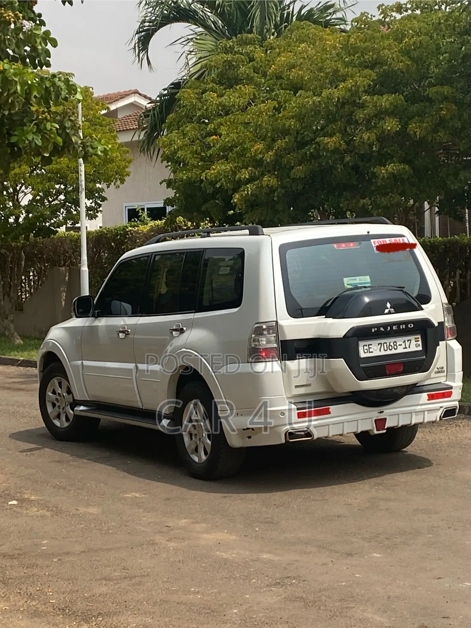 Mitsubishi Pajero V80 3.5 V6 GL/GLS 2017 White